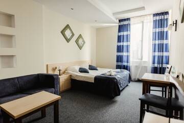 Фото номера Большой двухместный номер с 1 кроватью Отель Hotel Restauracja Kardamon г. Zbylitowska Góra 7