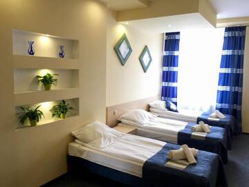 Фото номера Трехместный номер Отель Hotel Restauracja Kardamon г. Zbylitowska Góra 3