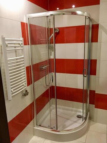 Фото номера Просторный двухместный номер с 2 отдельными кроватями Отель Hotel Restauracja Kardamon г. Zbylitowska Góra 6